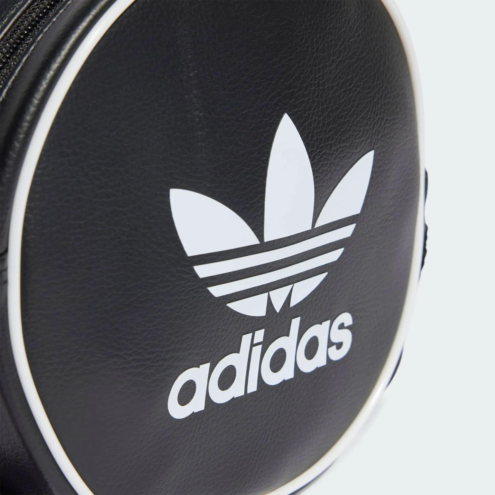 ADIDAS ORIGINALS Adicolor Classic Round Bag