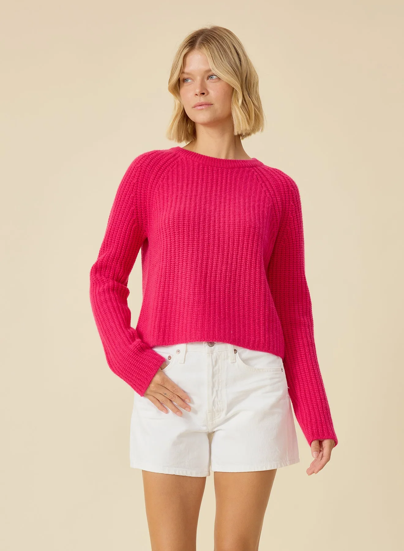 BLAKELY RIB CASHMERE PULLOVER IN FUCHSIA