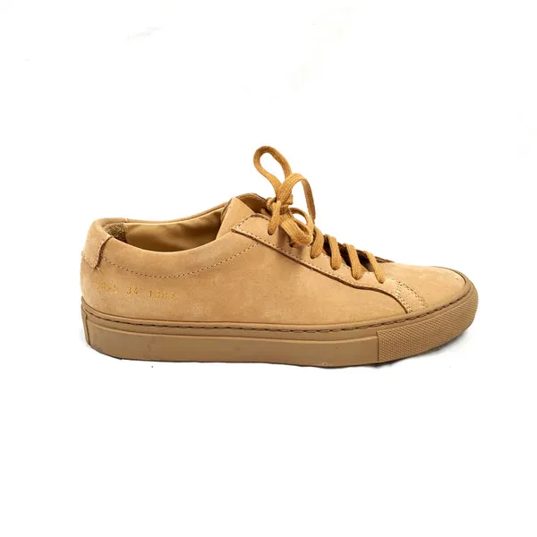 COMMON PROJECTS tan nubuck trainers