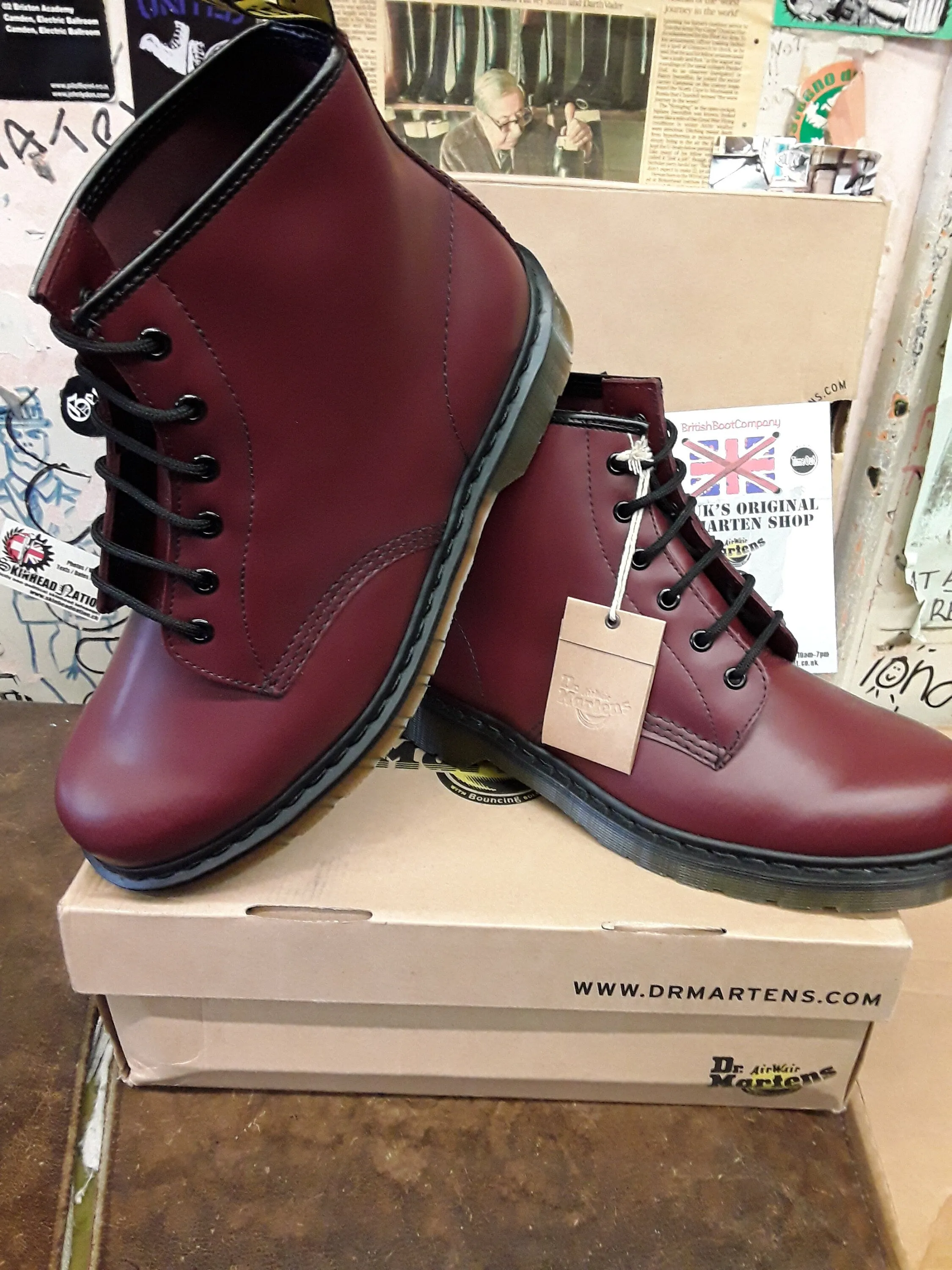 Dr Martens 101 Cherry 6 Hole Size 10