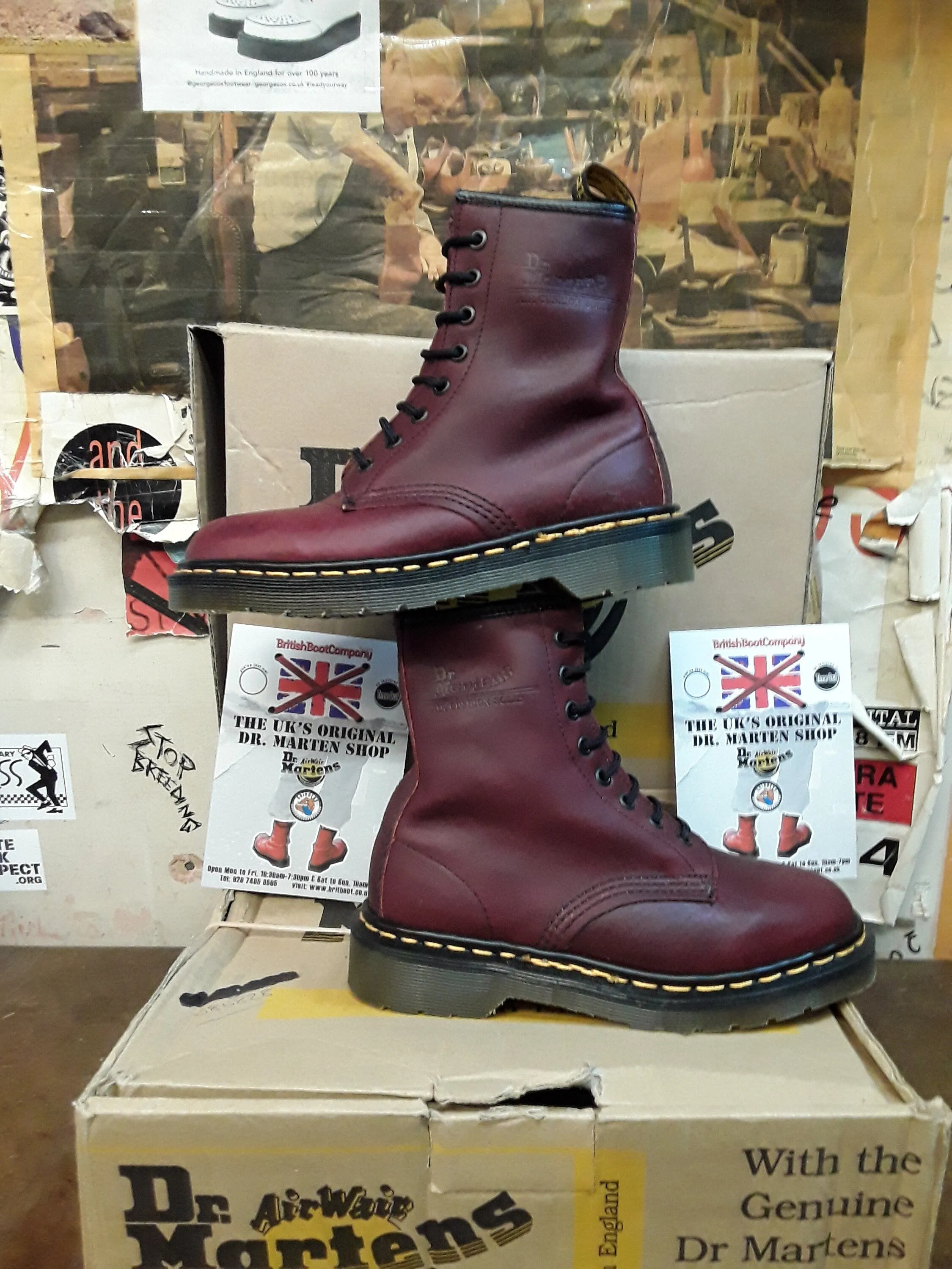 Dr Martens 1460 Burgundy Waxy 8 Hole Size 3