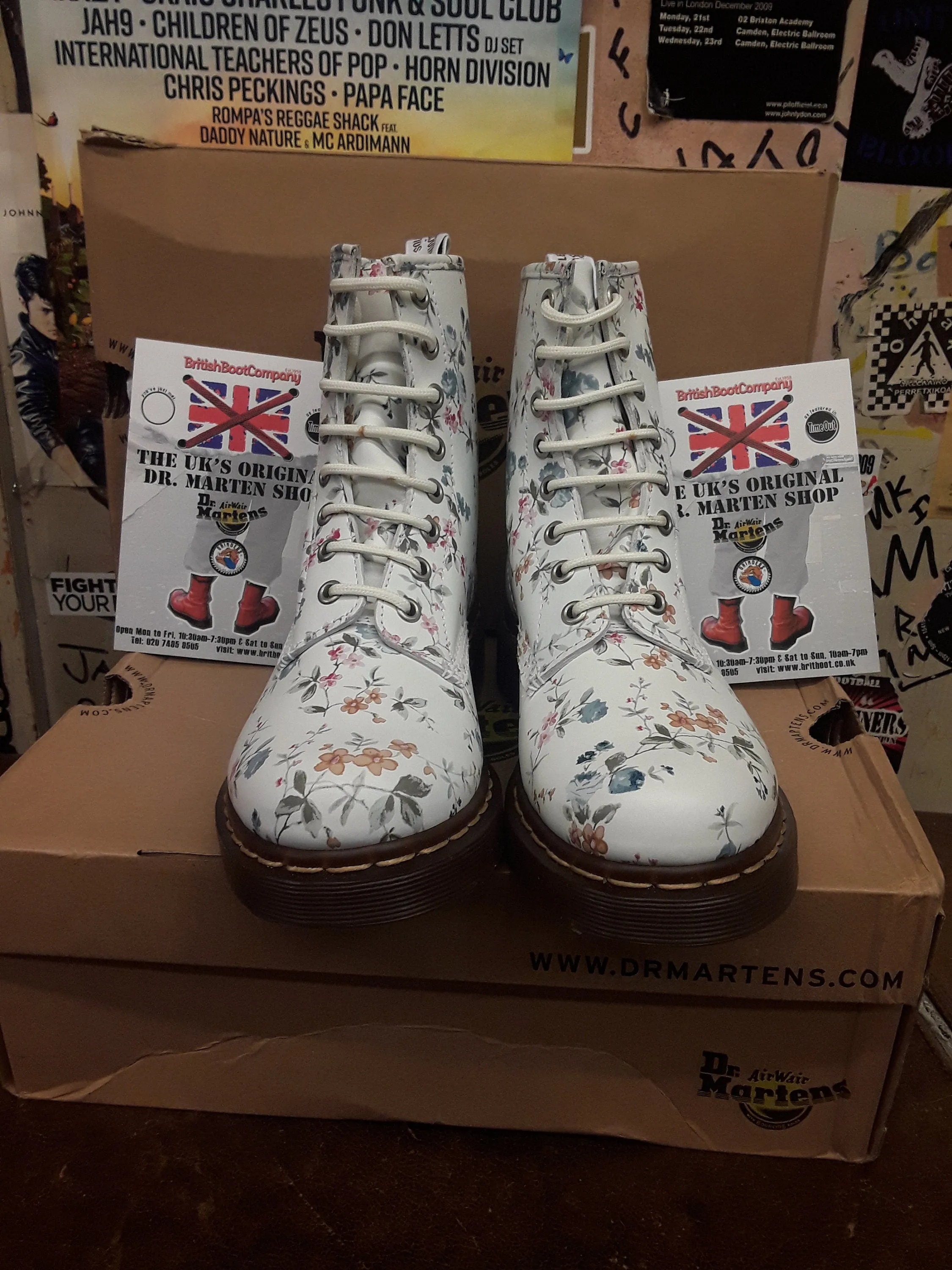 Dr Martens 1460 White wild flowers Various Sizes