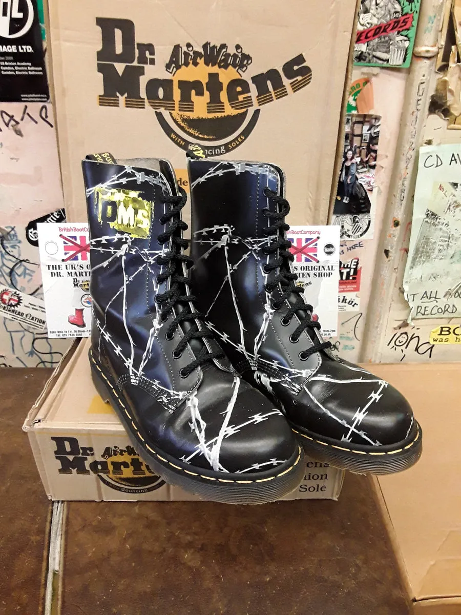 Dr Martens 1490 Made in England Black Barbed Wire Size 9.5