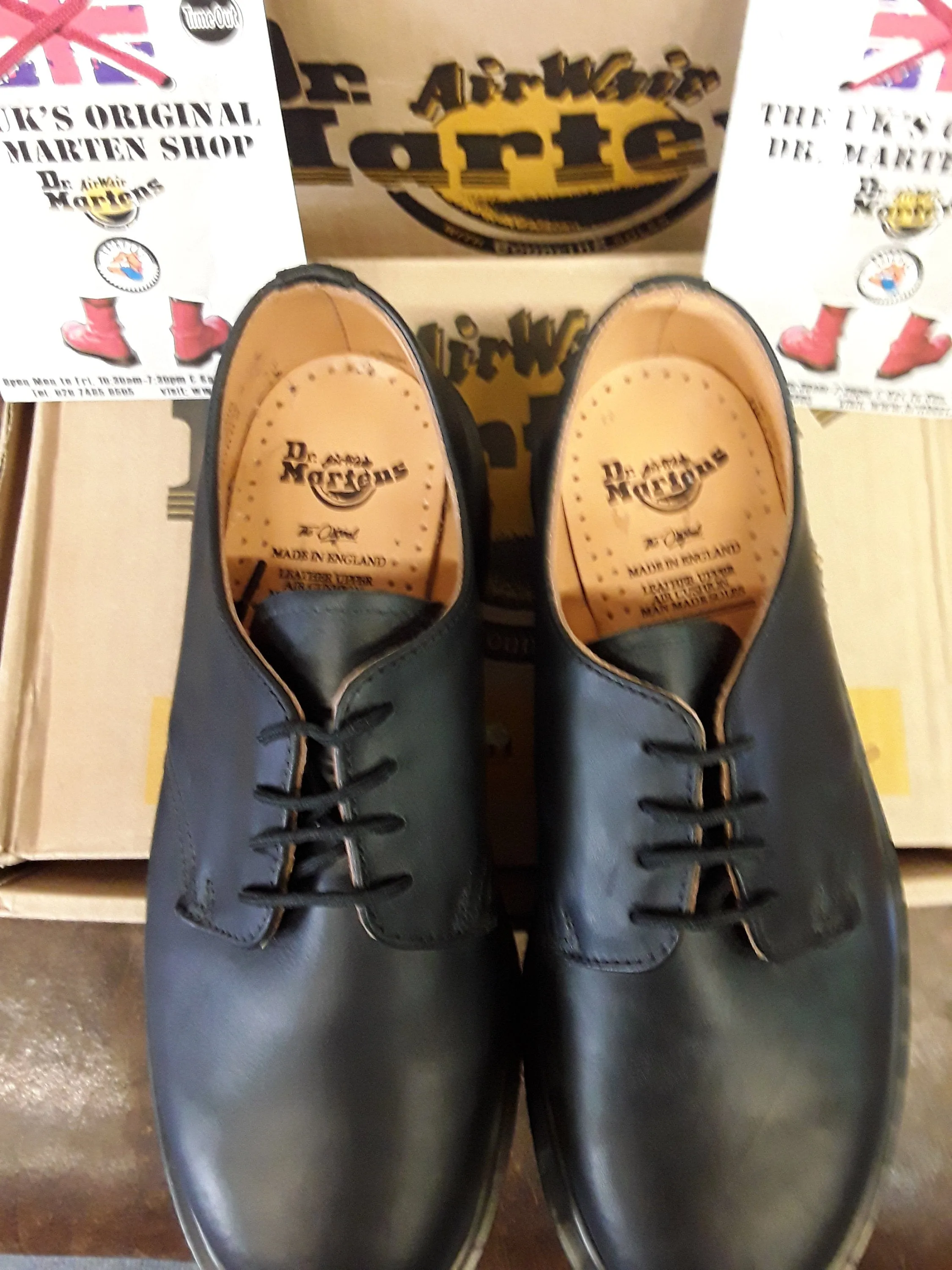 Dr Martens 1561 Made in England  Black Greasy Shoe Size 5