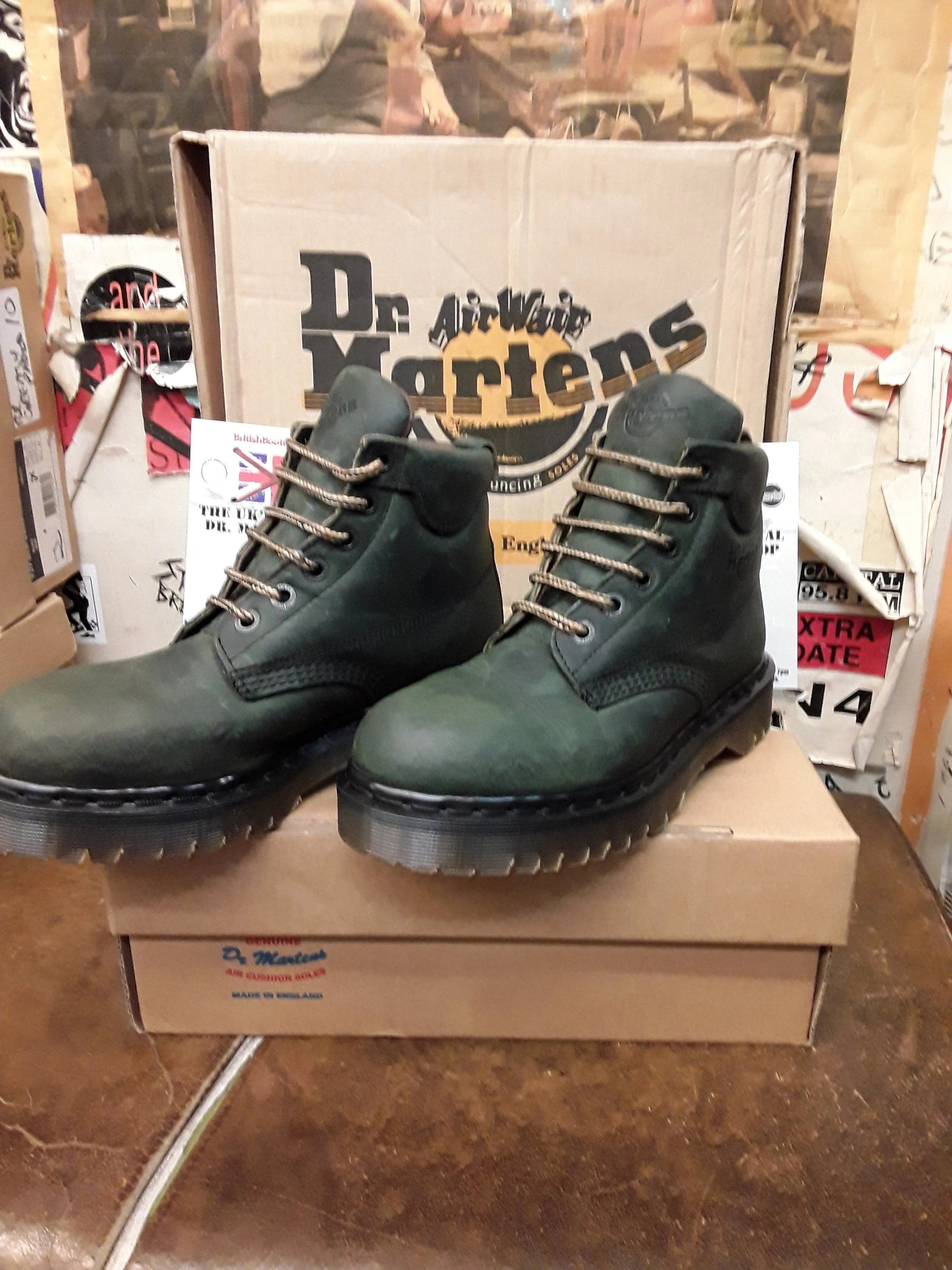 Dr Martens 8283 Forest Green Made in England Size 7