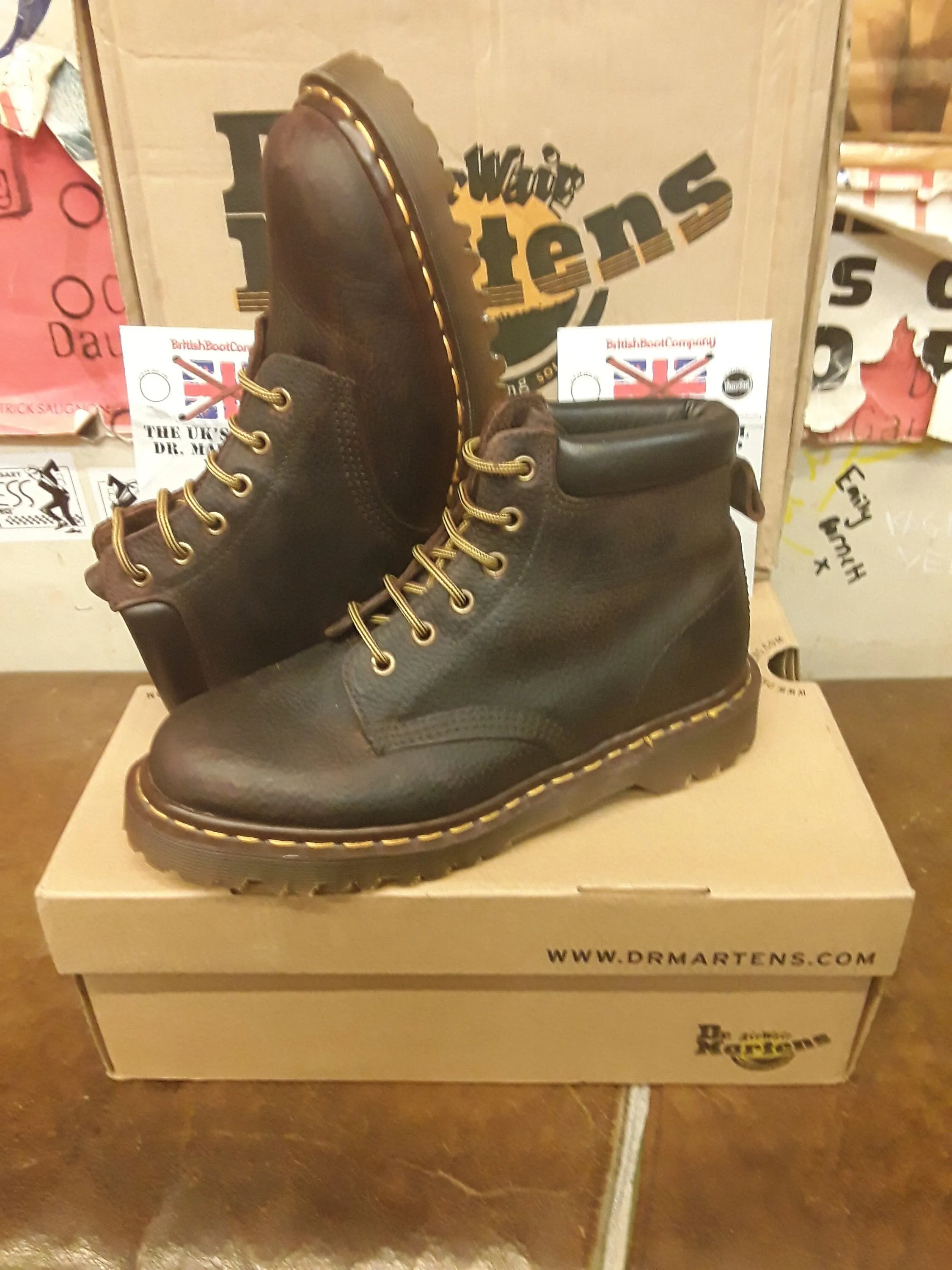 Dr Martens 939 Made in England Brown Mountain Bear Size 6