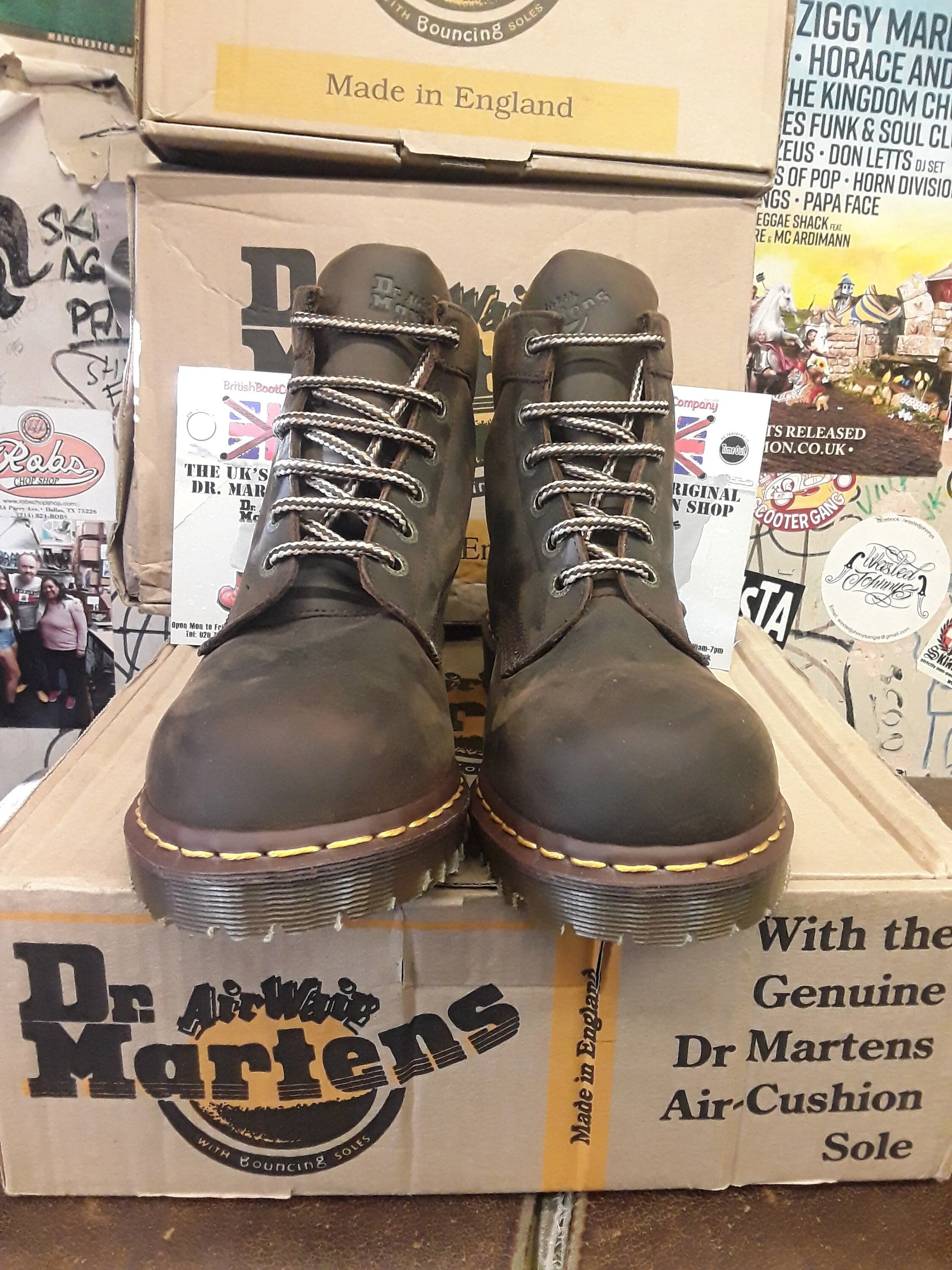 Dr Martens Made in England Aztec Crazy Horse 6 Eye Padded Collar Size 9