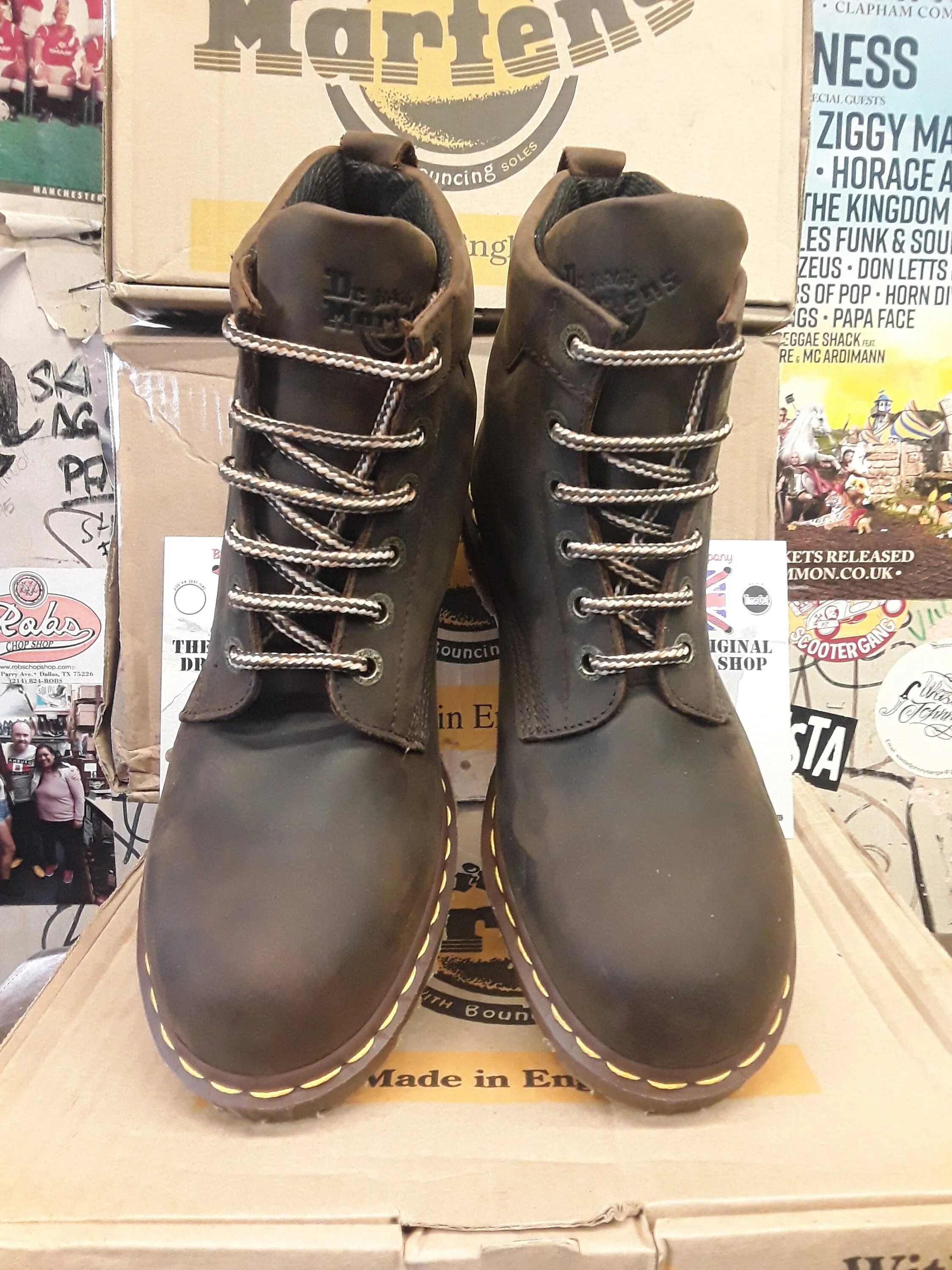 Dr Martens Made in England Aztec Crazy Horse 6 Eye Padded Collar Size 9