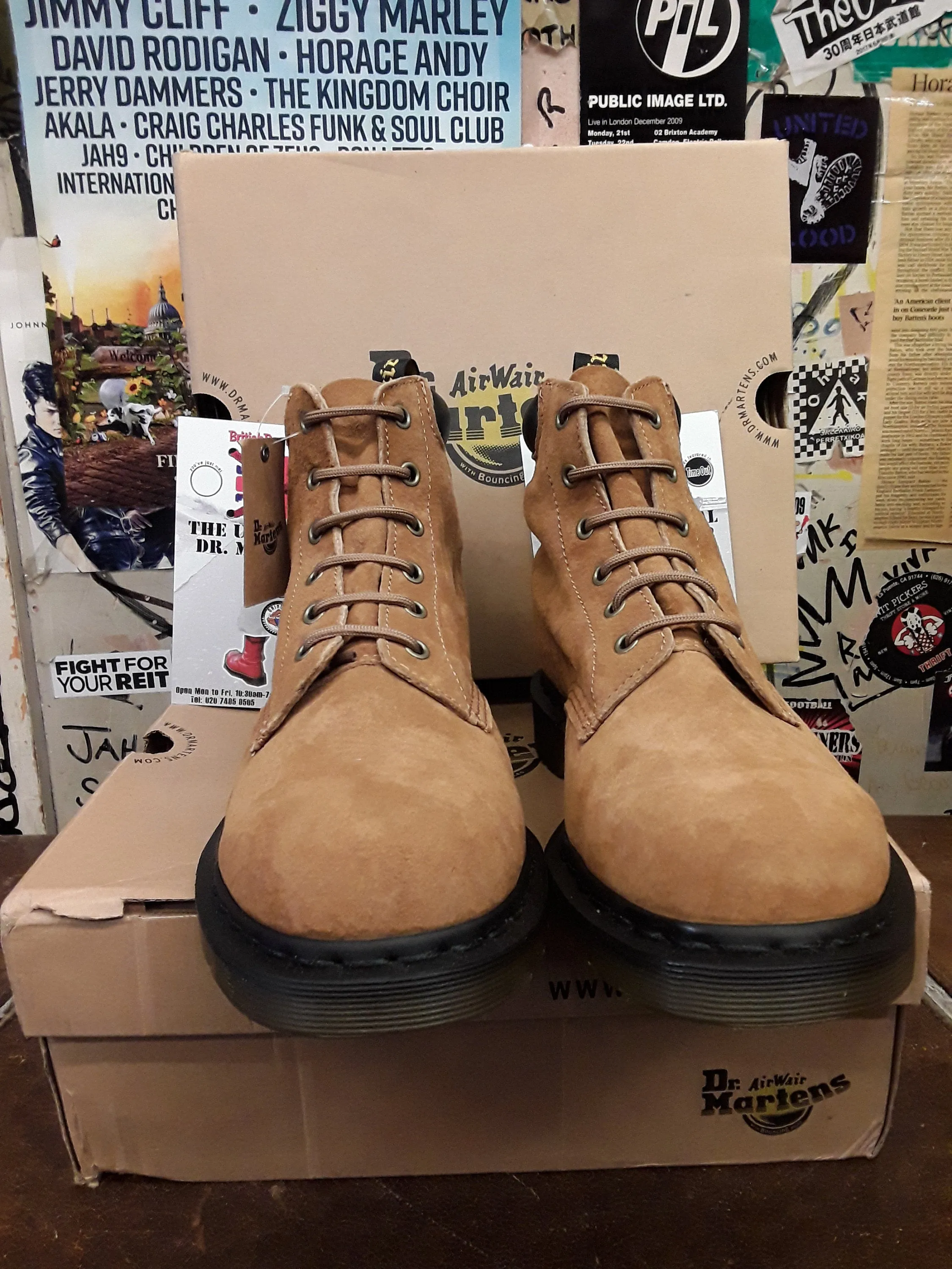 Dr Martens Tan Nubuck 6 hole Size 9,  limited Edition,  very rare!