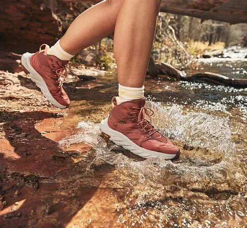 Hoka One One Women's Anacapa Mid Gore-Tex Red