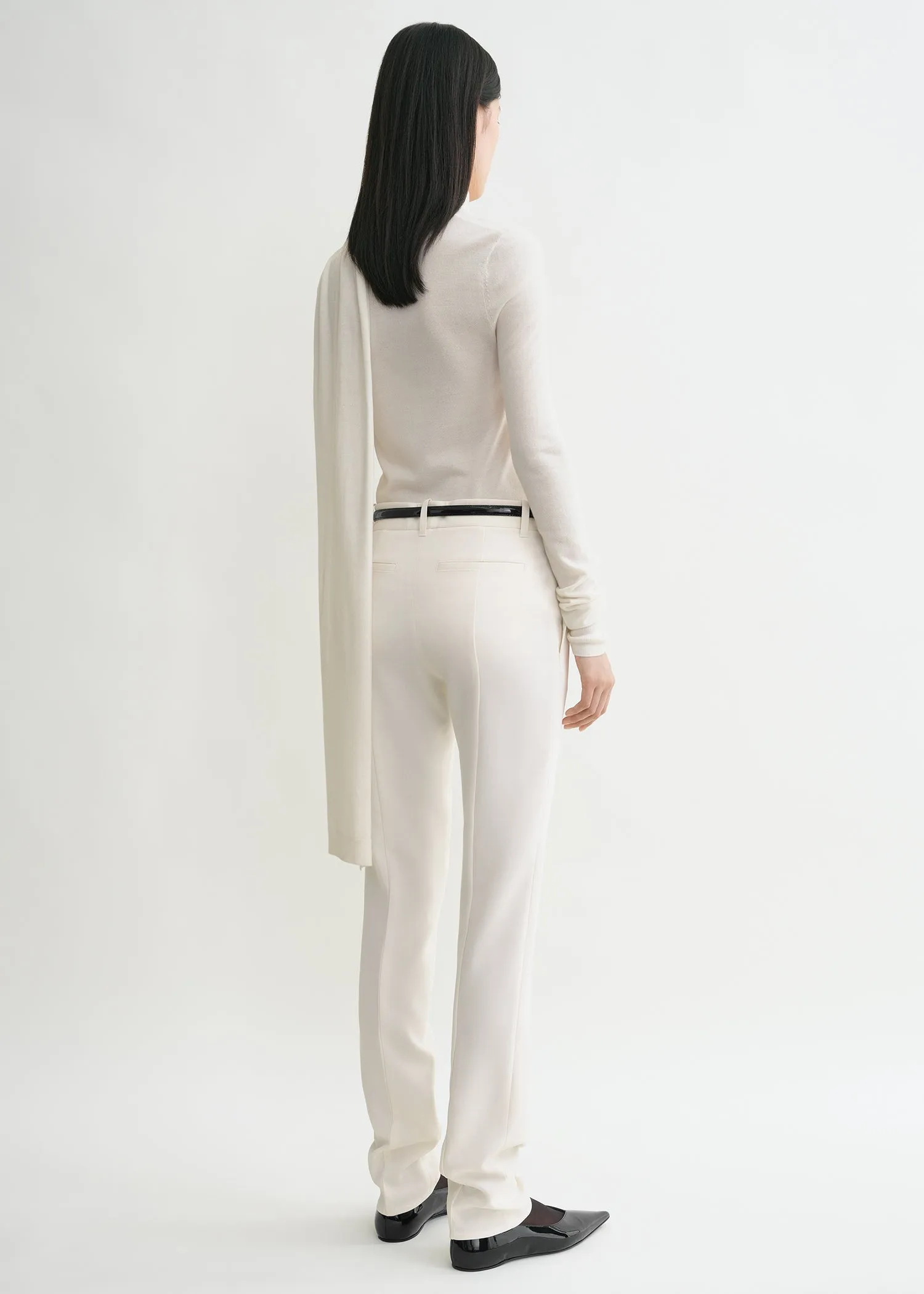 Low-waist slim trousers ecru