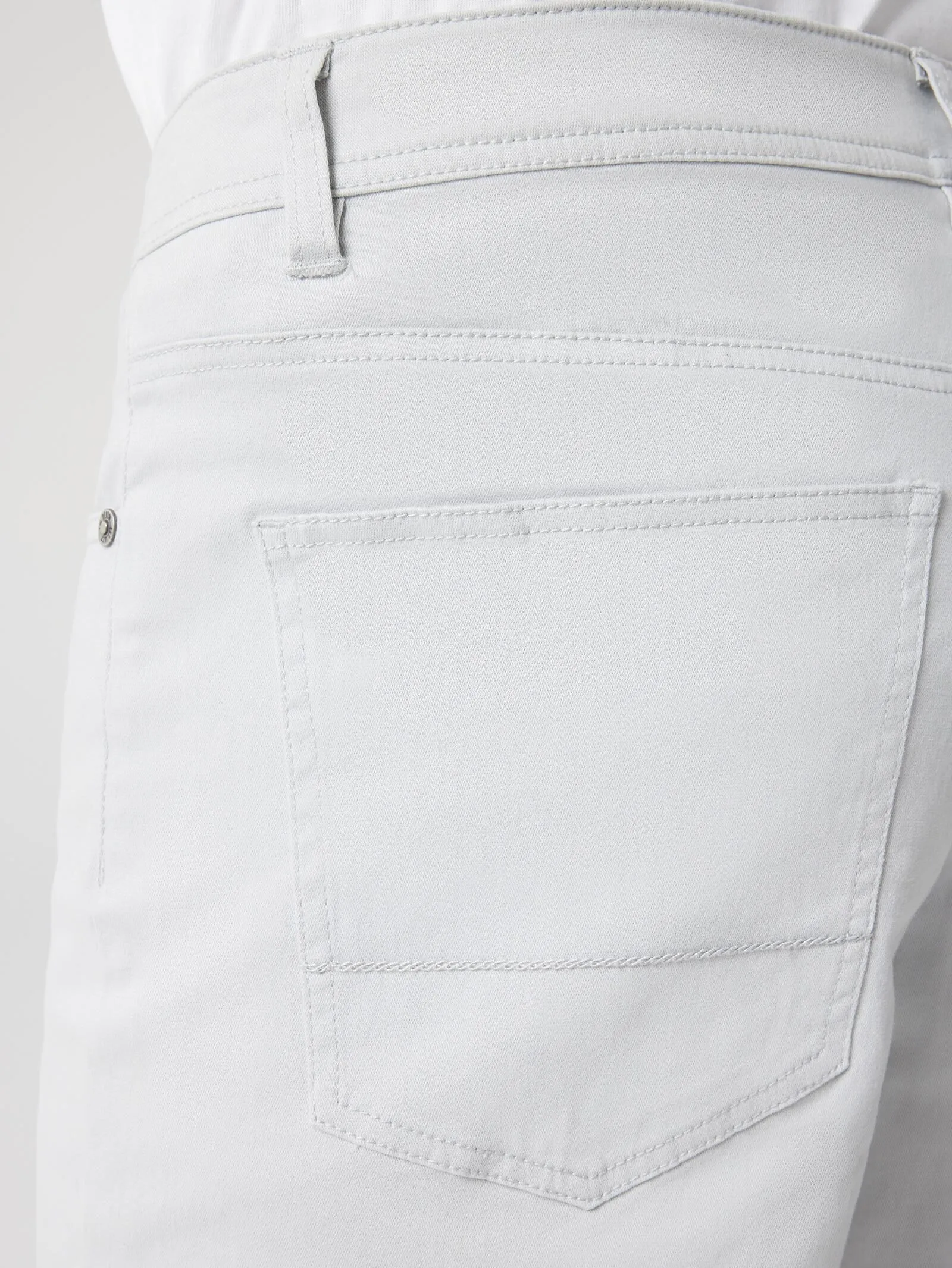 Milton 5 Pocket Short