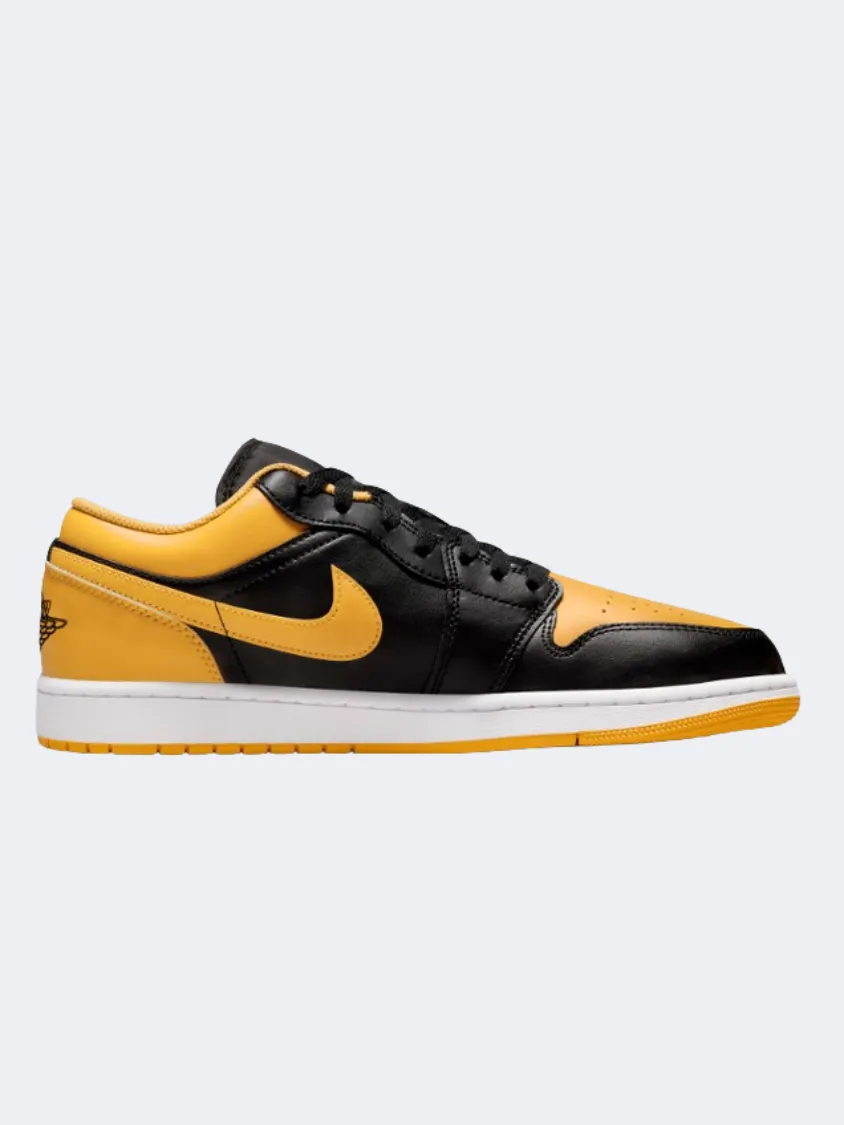 Nike Air Jordan 1 Men Lifestyle Shoes Black/White/Yellow