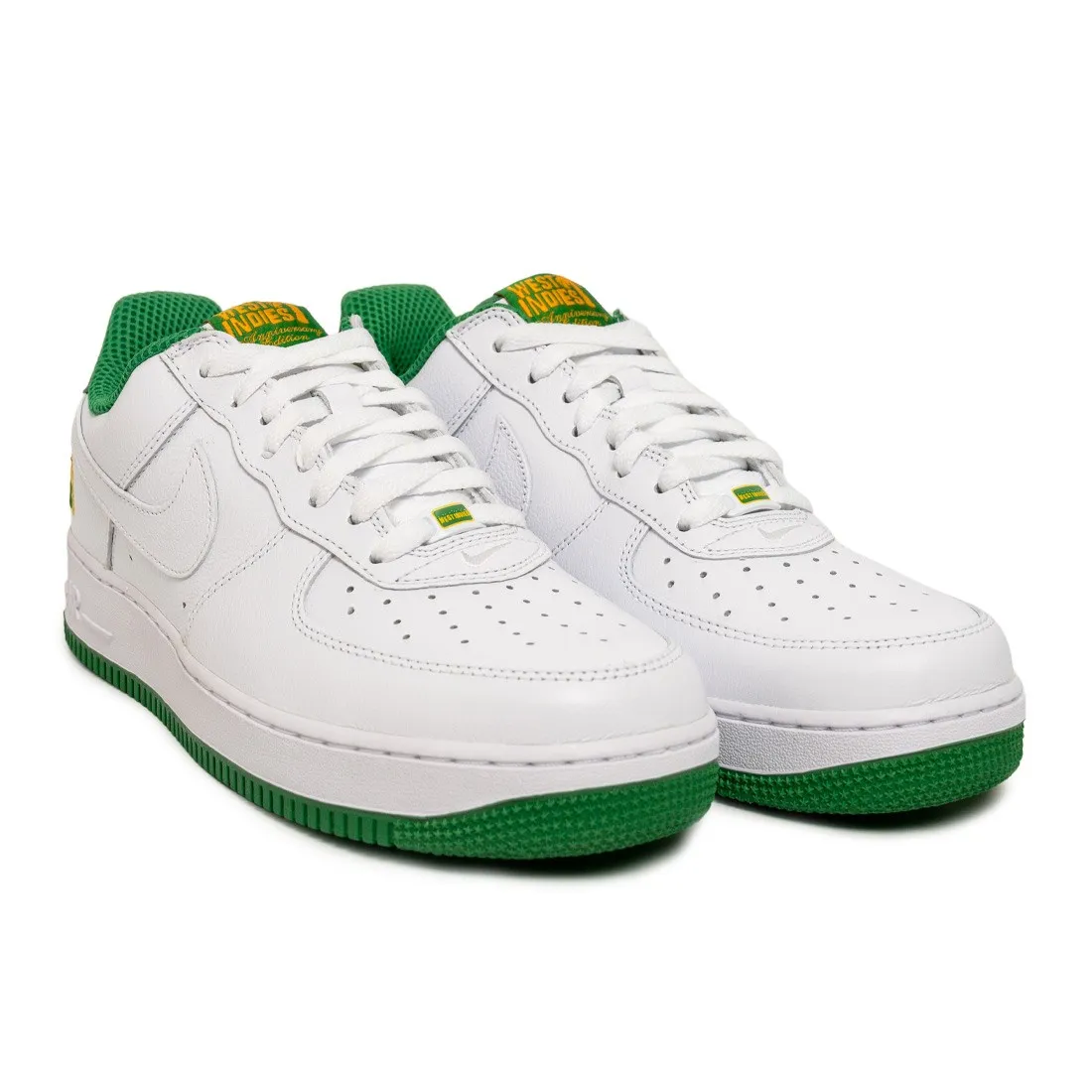 Nike Men Air Force 1 Low Retro Qs (white / white-classic green)