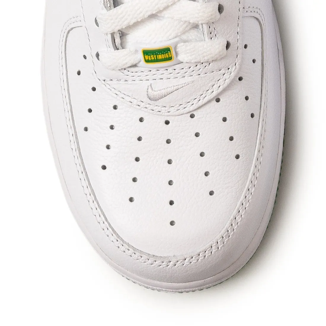 Nike Men Air Force 1 Low Retro Qs (white / white-classic green)