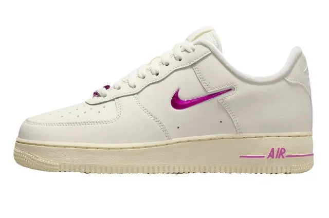 Nike WMNS Air Force 1 Low Just Do It Coconut Milk