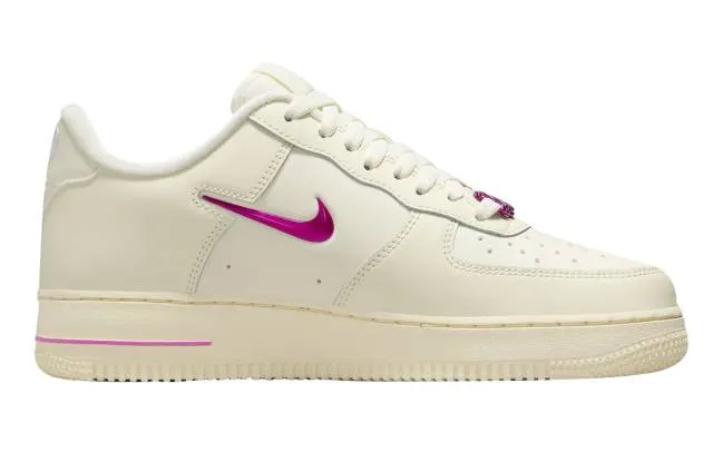 Nike WMNS Air Force 1 Low Just Do It Coconut Milk