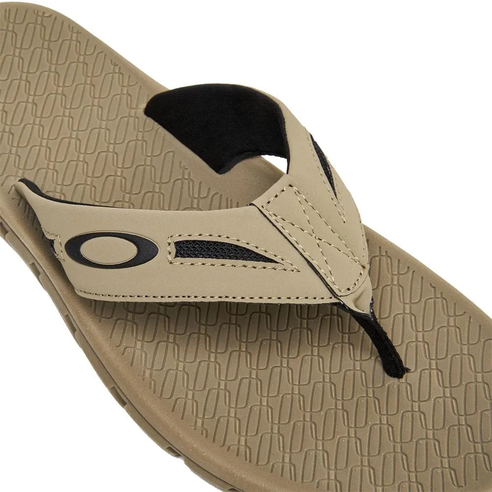 Oakley Operative 2.0 Golf Sandals 2023