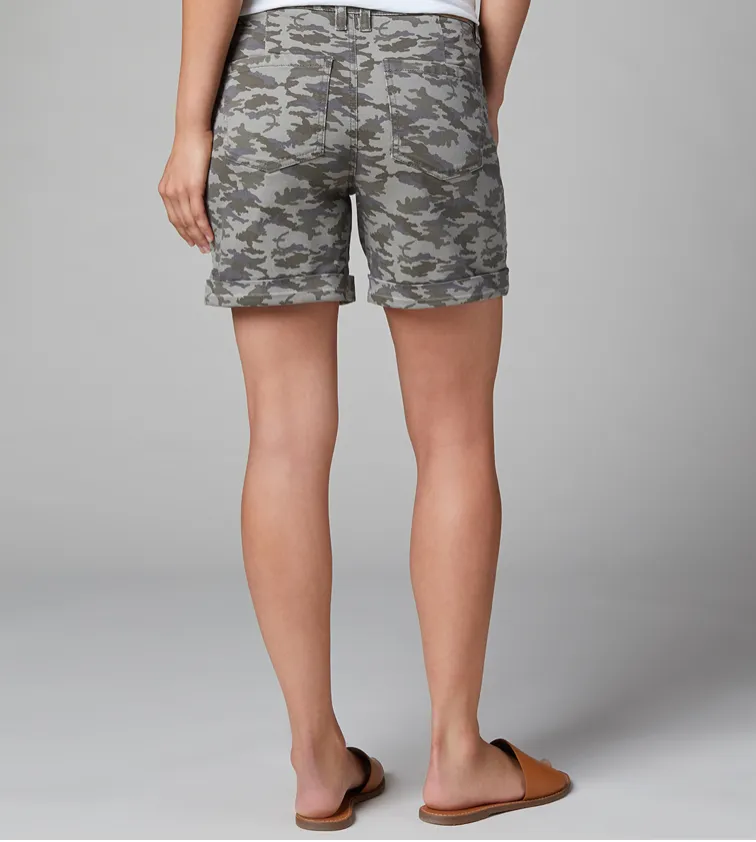 SANDRA CAMO SHORT