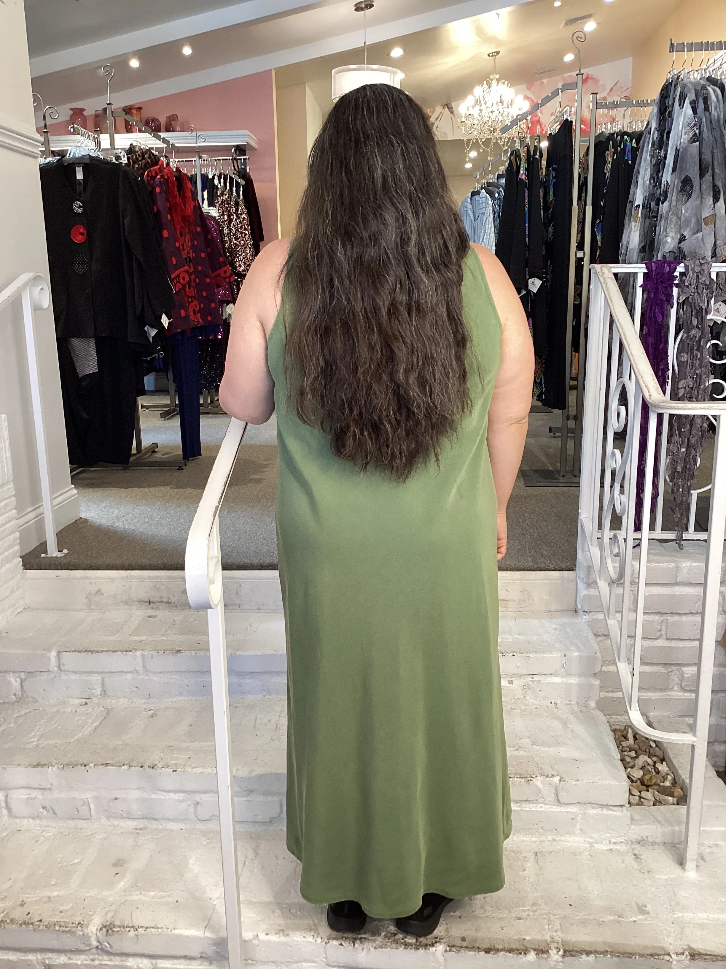 V-NECK TANK DRESS - OLIVE