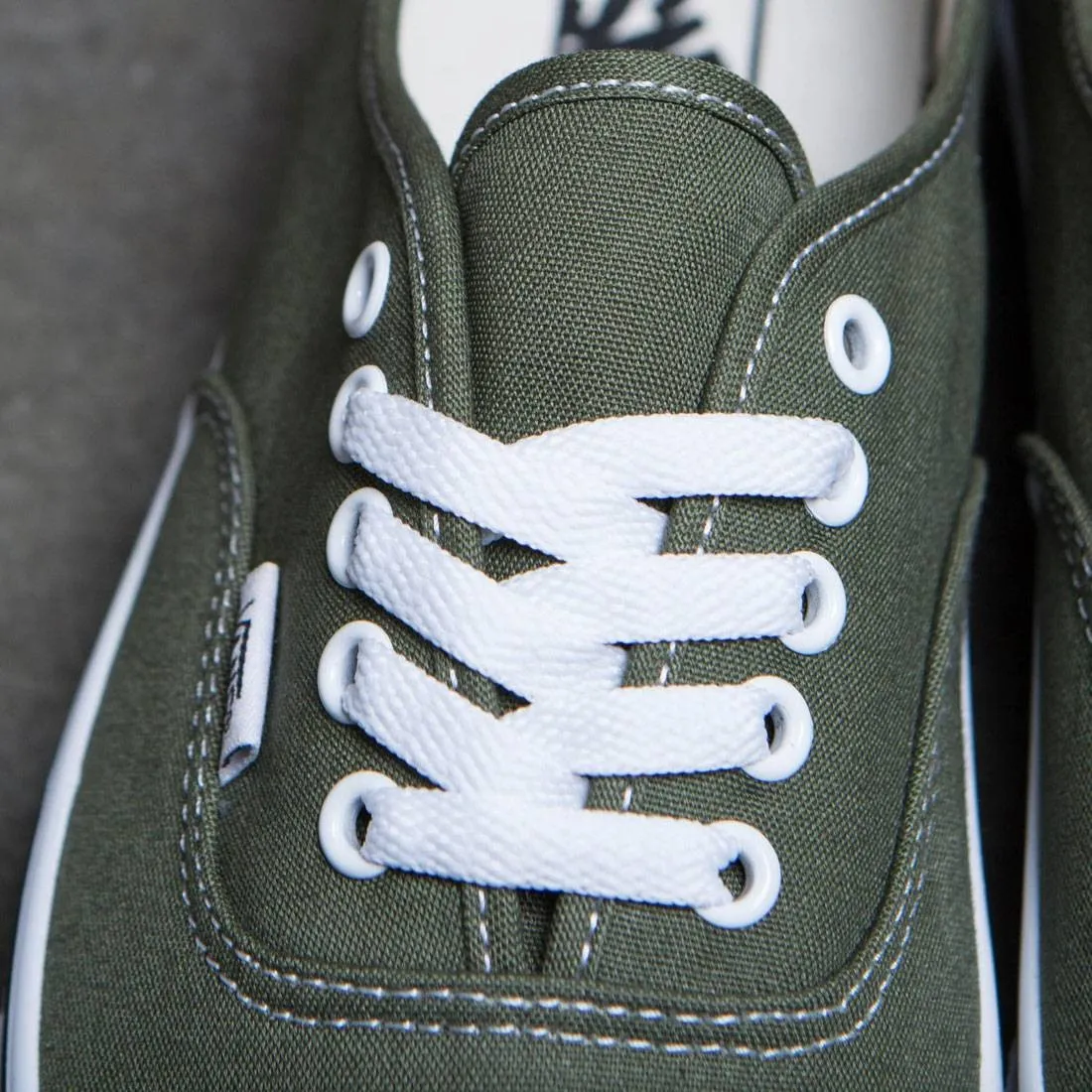 Vans Men Authentic (green / winter moss)