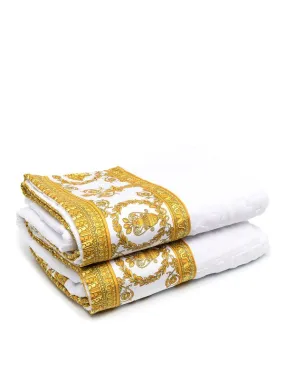 Versace Barocco print towels