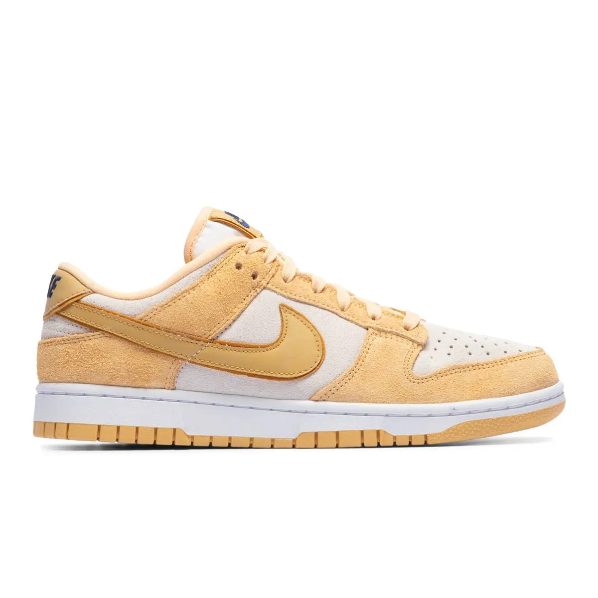 WOMEN'S NIKE DUNK LOW LX [DV7411-200] | Bodega